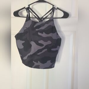Old Navy Sports Bras (2) Camo and Black size Medium